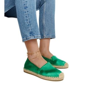 Zielone espadryle z połyskiem na platformie Caithlin. Zielone espadryle bez wzorów, z tkaniny, bez obcasa, na platformie. Za 78,15 zł.