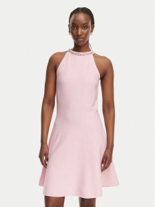 Morgan Sukienka codzienna 261-RMDIANE Różowy Regular Fit. Czerwone kombinezony Morgan, xl, bez wzorów, z syntetyku, bez kołnierzyka, bez ramiączek. Za 429,99 zł.