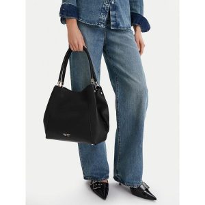 Torebka Nine West. Czarne torebki klasyczne Nine West, bez wzorów, bez dodatków. Za 199,99 zł.