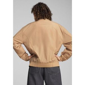 Damska kurta Style PUMA Warm Beige Brown. Brązowe kurtki Puma, l, bez wzorów, z gumy, bez kaptura. W wyprzedaży za 159,00 zł.