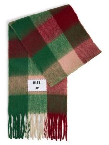 Verb To Do tkany szalik Kobiety Sztuczne włókno zielony|czerwony, ONE SIZE. Czerwone szaliki Verb To Do, na zimę, z aplikacjami, z włókna. Za 139,95 zł.