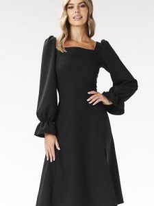Sukienka Model A695 Black - awama. Czarne sukienki Awama, do pracy, l, bez wzorów, z elastanu, biznesowe, bez kołnierzyka, plus size, bez ramiączek, midi, dopasowane. Za 287,45 zł.