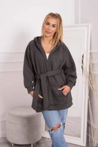 Narzutka ocieplana wiązana w pasie grafitowa. Szare swetry klasyczne KESI, l, z bawełny, bez kołnierzyka, plus size. Za 258,24 zł.