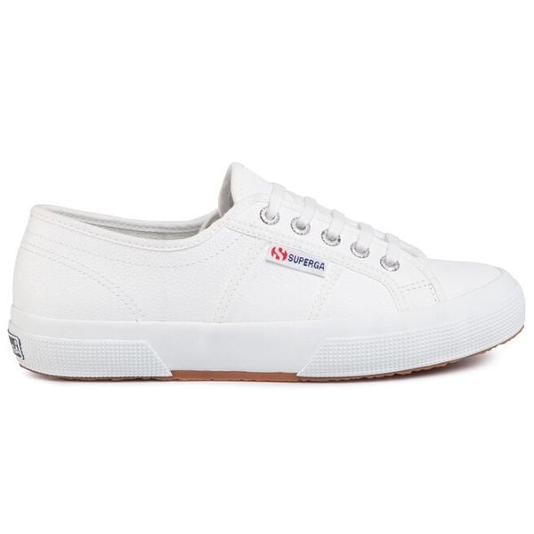Tenisówki Superga. Białe trampki Superga, bez wzorów, bez zapięcia. Za 189,99 zł.
