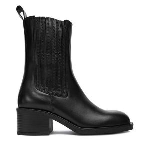 Botki GINO ROSSI. Czarne botki Gino Rossi, bez wzorów, bez obcasa, na słupku, bez zapięcia. Za 359,99 zł.