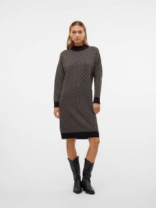 Vero Moda Sukienka dzianinowa w kolorze czarnym rozmiar: S. Czarne sukienki Vero Moda, na co dzień, s, bez wzorów, z dzianiny, bez kołnierzyka, bez ramiączek, midi, proste. Za 176,08 zł.