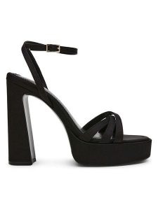 Steve Madden Sandały w kolorze czarnym na obcasie rozmiar: 41. Czarne sandały Steve Madden, bez wzorów, z otwartym noskiem, bez obcasa, na koturnie, bez zapięcia. Za 241,56 zł.