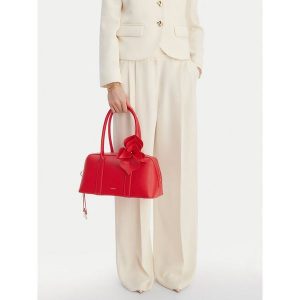 Torebka GINO ROSSI. Czerwone torebki klasyczne Gino Rossi, bez wzorów, bez dodatków. Za 249,99 zł.