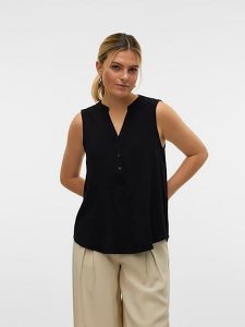 Vero Moda Bluzka w kolorze czarnym rozmiar: M. Czarne bluzki Vero Moda, m, bez wzorów, z wiskozy, klasyczne, bez kołnierzyka, bez ramiączek. Za 61,46 zł.