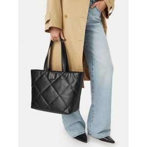 Torebka Nine West. Czarne shopper bag Nine West, bez wzorów, bez dodatków. Za 279,99 zł.