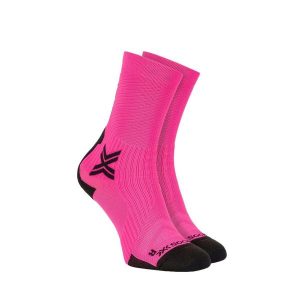 Skarpety X-Socks Bike Perform Crew Pink. Czerwone skarpetki X-Socks, bez wzorów. Za 129,99 zł.
