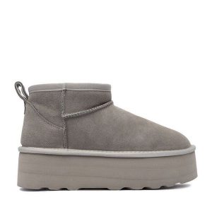 Śniegowce DeeZee. Szare buty zimowe DeeZee, bez obcasa, bez zapięcia. Za 349,99 zł.