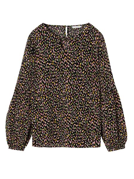 TATUUM Bluzka w kolorze czarnym ze wzorem rozmiar: 42. Czarne bluzki Tatuum, bez wzorów, z wiskozy, bez kołnierzyka, bez ramiączek. Za 103,45 zł.