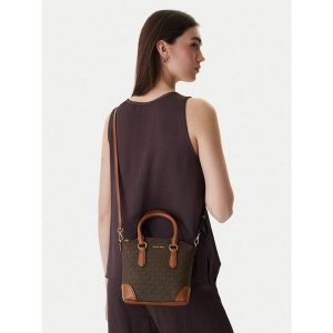 Torebka MICHAEL Michael Kors. Brązowe torebki klasyczne MICHAEL Michael Kors, bez wzorów, bez dodatków. Za 648,99 zł.