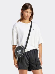 Adidas Koszulka w kolorze białym rozmiar: L. Białe bluzki ADIDAS, l, bez wzorów, bez kołnierzyka, bez ramiączek. Za 127,35 zł.