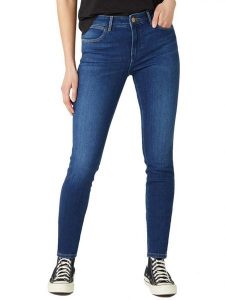 Wrangler Dżinsy - Slim fit - w kolorze granatowym rozmiar: W28/L32. Niebieskie jeansy Wrangler, z aplikacjami, ze skóry. Za 201,55 zł.