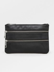 Becksöndergaard Skórzana kopertówka "Sally" w kolorze czarnym - 18 x 11,5 cm rozmiar: onesize. Czarne torebki wieczorowe Becksöndergaard, bez wzorów, z materiału, bez dodatków. Za 113,99 zł.