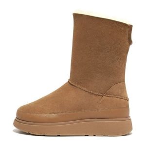 Buty FitFlop GEN-FF Short Double-Faced Shearling Boots W GO9-A69 brązowe. Brązowe buty zimowe z materiału, bez obcasa, bez zapięcia. Za 685,54 zł.