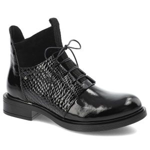 Czarne Botki Armodo Stylowe Obuwie Damskie. Czarne botki Armodo, bez wzorów, z materiału, bez obcasa, bez zapięcia. Za 319,00 zł.