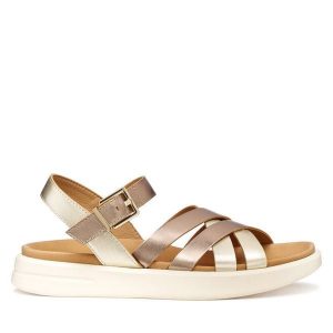 Sandały Geox. Żółte sandały Geox, bez wzorów, bez obcasa, na płaskiej podeszwie, bez zapięcia. Za 459,99 zł.