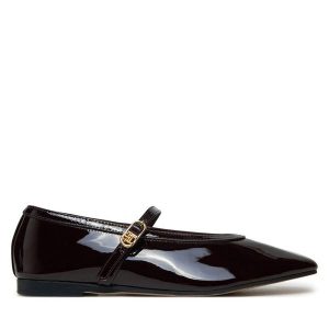 Baleriny Tommy Hilfiger. Czerwone balerinki TOMMY HILFIGER, bez wzorów, bez obcasa, bez zapięcia. Za 319,99 zł.