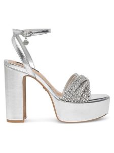 Nine West Sandały WFA2736-1 Srebrny. Szare sandały Nine West, bez wzorów, z syntetyku, bez obcasa, na słupku, bez zapięcia. Za 155,99 zł.