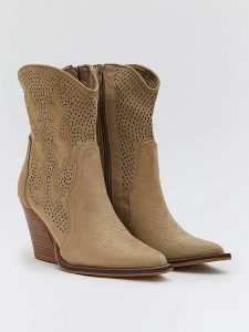 Bellucci Botki w kolorze khaki rozmiar: 40. Brązowe botki Bellucci, bez wzorów, bez obcasa, bez zapięcia. Za 164,92 zł.