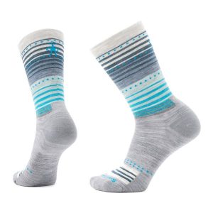 Skarpety trekkingowe Smartwool Everyday Stitch Stripe Crew. Szare skarpetki Smartwool, bez wzorów. Za 94,99 zł.