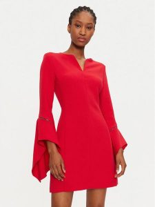 Rinascimento Sukienka koktajlowa 1000770045934 Czerwony Regular Fit. Czerwone kombinezony Rinascimento, l, bez wzorów, z syntetyku, wizytowe, bez kołnierzyka, bez ramiączek. Za 559,99 zł.