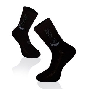 Skarpety tenisowe bawełniane czarne. Czarne skarpetki TRY TO FLY, bez wzorów, z bawełny. W wyprzedaży za 53,72 zł.