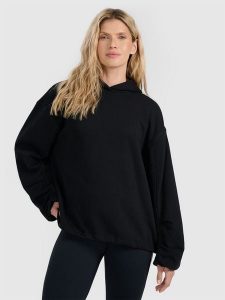 4F Bluza dresowa nierozpinana z kapturem damska - czarna XS. Czarne bluzy 4f, xs, bez wzorów, z dresówki, z kapturem. W wyprzedaży za 149,99 zł.