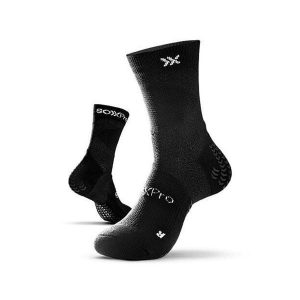 Skarpety tenisowe SOXPro z podparciem kostki i antypoślizgowe, czarne. Czarne skarpetki GEARXPRO, bez wzorów. Za 178,00 zł.