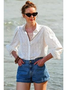 Trend Alacati Bluzka w kolorze białym rozmiar: S. Białe bluzki Trend Alacati, s, bez wzorów, z bawełny, bez kołnierzyka, bez ramiączek. Za 73,99 zł.