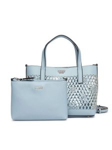 Guess Torebka Letty Mini HWPG99 11750 Niebieski jasny. Niebieskie torebki klasyczne Guess, z aplikacjami, ze skóry, bez dodatków. Za 589,99 zł.