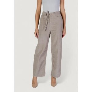 Spodnie Kobieta ONLY ONLBLEECKER MW BELT LOOSE CORD PANT PN. Brązowe spodnie sportowe ONLY, bez wzorów, z bawełny. W wyprzedaży za 179,80 zł.