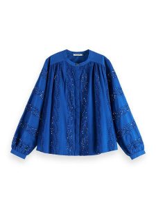 Scotch & Soda Bluzka w kolorze niebieskim rozmiar: 34. Niebieskie bluzki Scotch & Soda, bez wzorów, z bawełny, bez kołnierzyka, bez ramiączek. Za 154,07 zł.