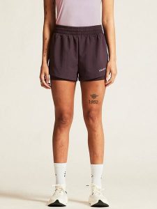 Craft Szorty sportowe "Adv Essence 2-In-1" w kolorze fioletowym rozmiar: XS. Różowe spodenki sportowe Craft, xs, bez wzorów, z materiału, outdoorowe. Za 79,77 zł.