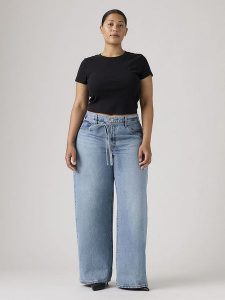 Levi's Dżinsy - Relaxed fit - w kolorze błękitnym rozmiar: W28/L31. Niebieskie jeansy Levi's®, z aplikacjami, z tkaniny. Za 238,25 zł.