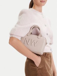 Nine West Torebka EO-Lira II-LX20085 Fioletowy. Fioletowe torebki klasyczne Nine West, bez wzorów, z materiału, bez dodatków. Za 269,99 zł.