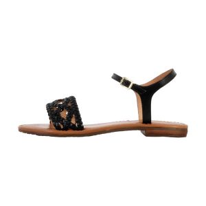 Sandały GEOX D SOZY S A - GOAT LEA Czarny. Czarne sandały Geox, bez wzorów, ze skóry, bez obcasa, bez zapięcia. Za 329,99 zł.