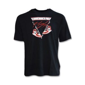 Koszulka Air Jordan Flight Shoe GFX T-shirt. Czarne bluzki Jordan, s, bez wzorów, sportowe, bez kołnierzyka, bez ramiączek. Za 142,00 zł.