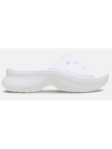 Crocs Klapki "Bae" w kolorze białym rozmiar: 39/40. Białe klapki Crocs, bez wzorów, z otwartym noskiem, bez obcasa. Za 155,15 zł.