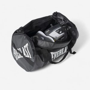 Torba sportowa Holdall Everlast 2024. Czarne torby podróżne i sportowe EVERLAST, bez wzorów, z materiału. Za 169,99 zł.