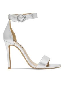 Nine West Sandały WFA2646-1 Srebrny. Szare sandały Nine West, bez wzorów, ze skóry, bez obcasa, na szpilce, bez zapięcia. Za 137,99 zł.