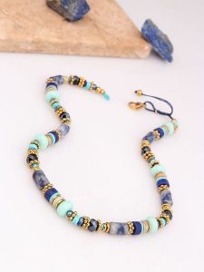 Charlize Pozłacany naszyjnik z turkusami i lapis lazuli - dł 45 cm rozmiar: onesize. Niebieskie naszyjniki Charlize, z lazurytem, pozłacane. Za 91,56 zł.