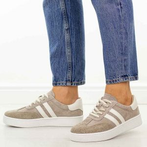 Beżowe skórzane półbuty damskie Filippo Dp7512/26. Brązowe półbuty Filippo, na jesień, bez wzorów, z jeansu, bez obcasa, na płaskiej podeszwie, bez zapięcia. Za 239,00 zł.