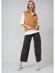 Weekday Dżinsy - Tapered fit - w kolorze czarnym rozmiar: 44. Czarne jeansy Weekday, bez wzorów, z bawełny, z podwyższonym stanem. Za 87,81 zł.
