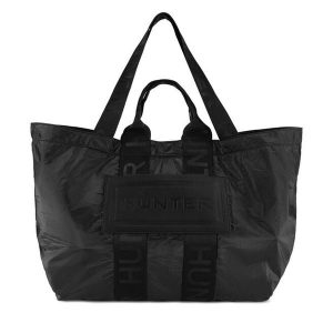 Torebka Hunter. Czarne shopper bag Hunter, bez wzorów, bez dodatków. Za 219,99 zł.