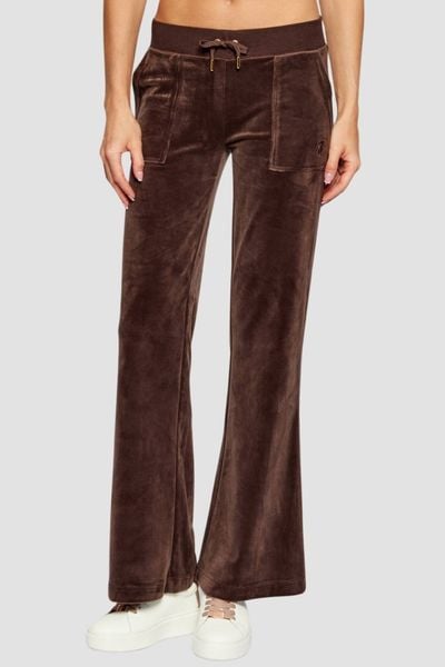 JUICY COUTURE Czekoladowe spodnie dresowe damskie Layla Low Rise, Rozmiar XS. Brązowe spodnie dresowe Juicy Couture, s, bez wzorów, z dresówki. W wyprzedaży za 289,99 zł.