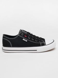 Trampki damskie niskie czarne JJ274A501 906. Czarne trampki Big Star, bez wzorów, z żakardem, bez zapięcia. W wyprzedaży za 88,99 zł.